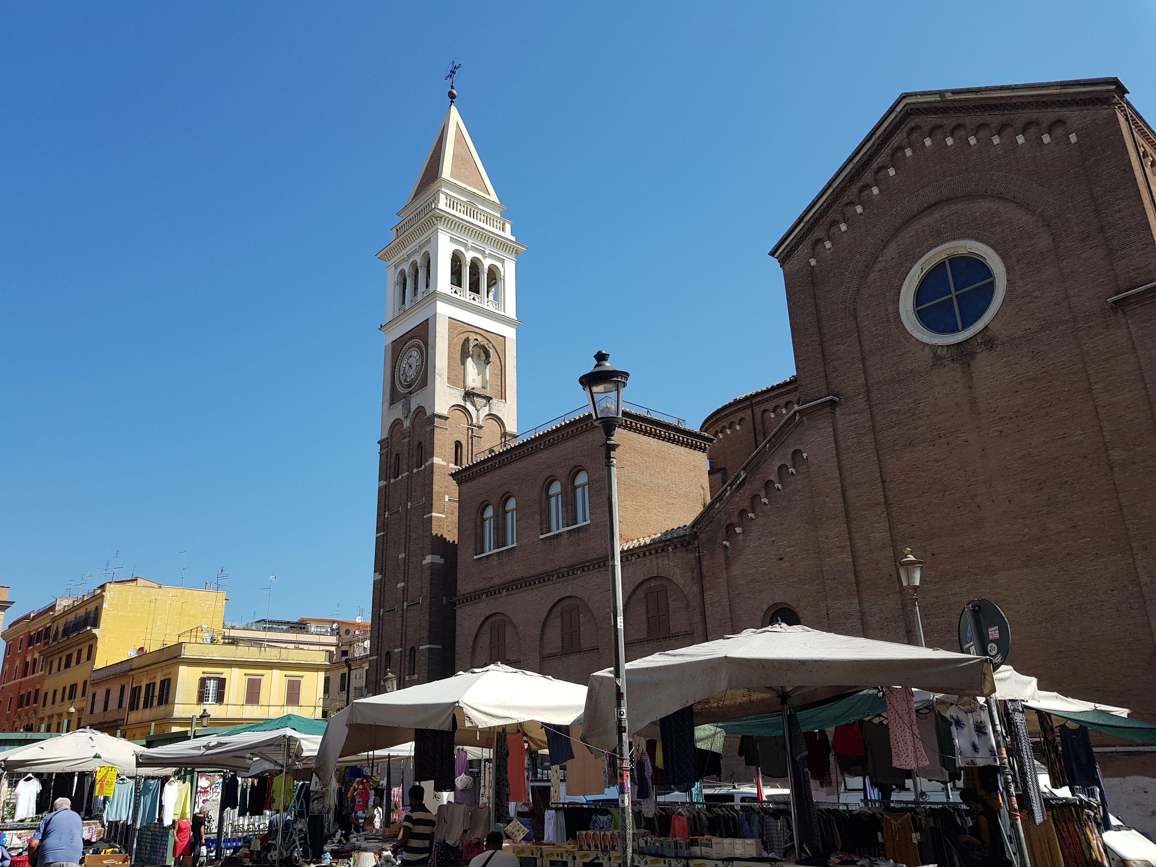 Heart Of San Lorenzo - Rome — Photos 2